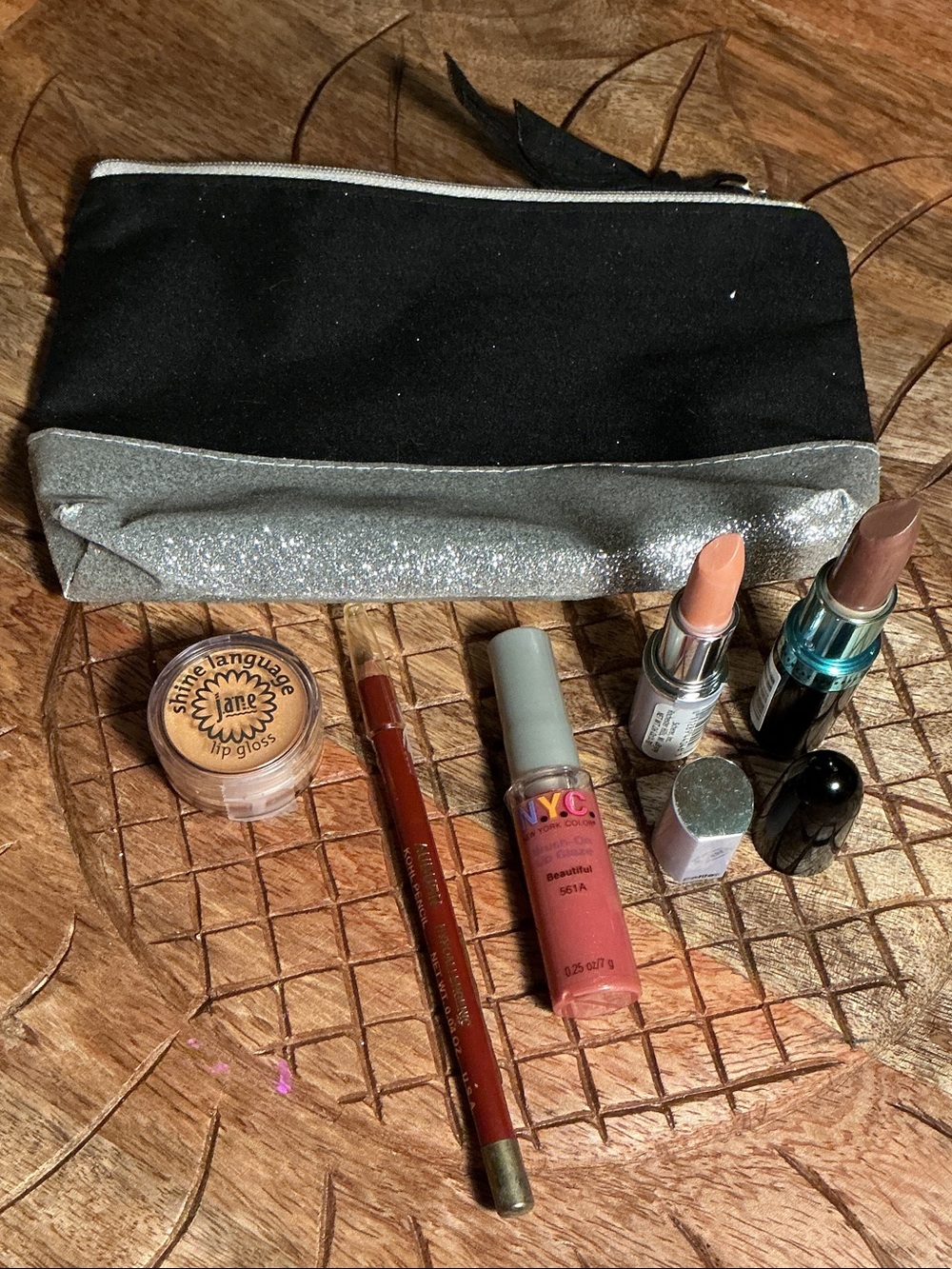 💄NWT NYC Peach Pink Lip Gloss & variety Lipstick Set - Sheer Nude and Mauve